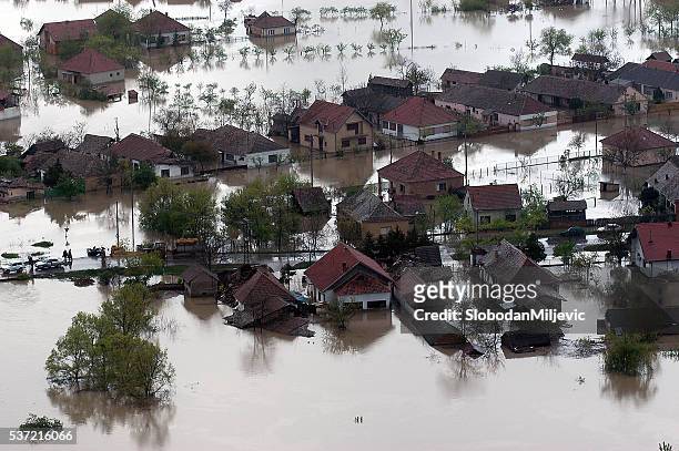 flooded house aerial view - extreme weather stock pictures, royalty-free photos & images