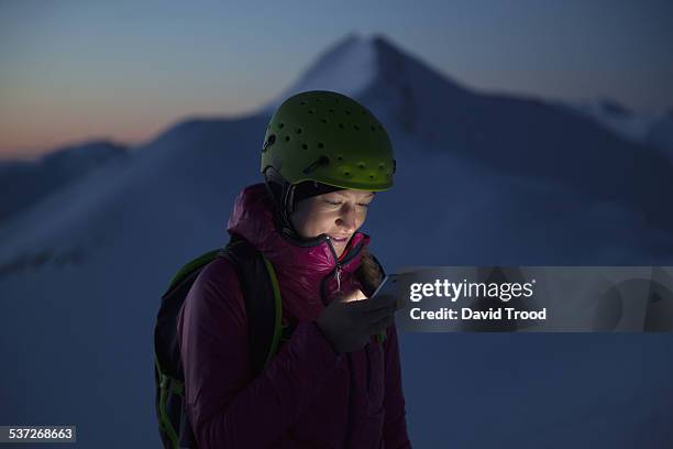 young woman smsing in the austrian alps - woman climb bildbanksfoton och bilder