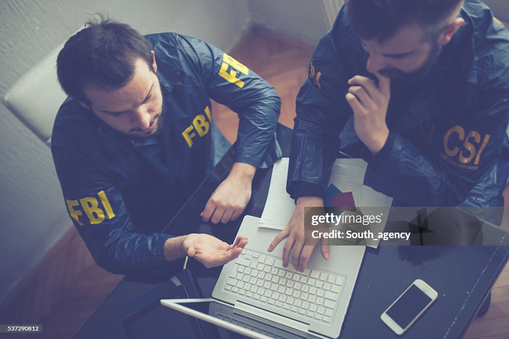 FBI and CSI agents