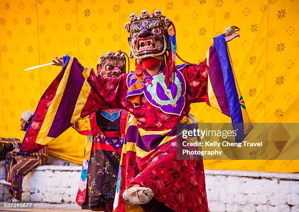 trongsa tsechu - trongsa district fotografías e imágenes de stock