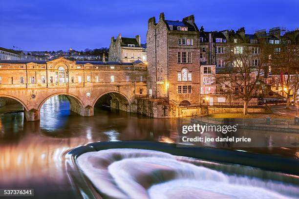pulteney bridge, bath, somerset, england - bath england stock pictures, royalty-free photos & images