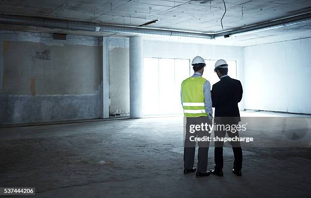 supervisors on site - quality control inspector stock pictures, royalty-free photos & images