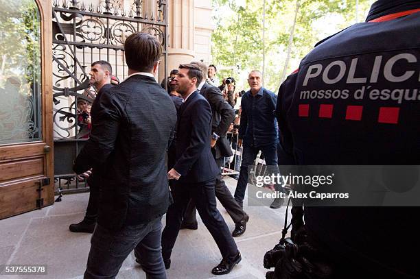 Lionel Messi of FC Barcelona arrives at the courthouse on June 2, 2016 in Barcelona, Spain. Lionel Messi and his father Jorge Messi, who manages his...