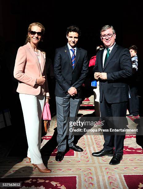 Princess Elena and her son Felipe Juan Froilan de Marichalar attend La Beneficiencia Bullfight Fair at Las Ventas Bullring on June 1, 2016 in Madrid,...