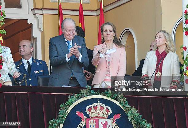 King Juan Carlos and Princess Elena attend La Beneficiencia Bullfight Fair at Las Ventas Bullring on June 1, 2016 in Madrid, Spain.