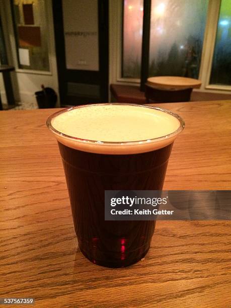 nitro coffee - nitro coffee stock pictures, royalty-free photos & images