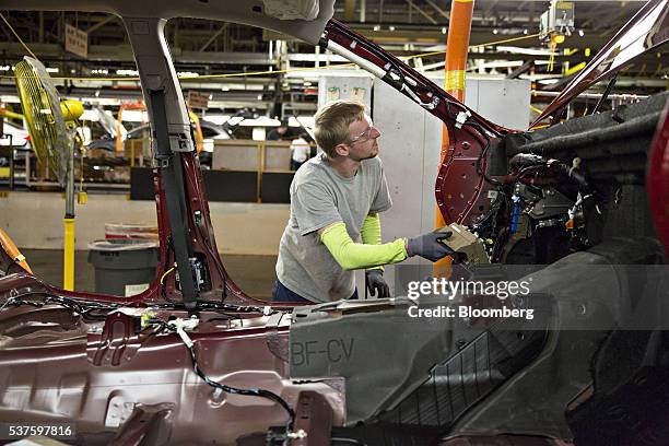 Subaru Assembly Line 38 Operations Inside A Subaru Production Facility Ahead Of Factory ...
