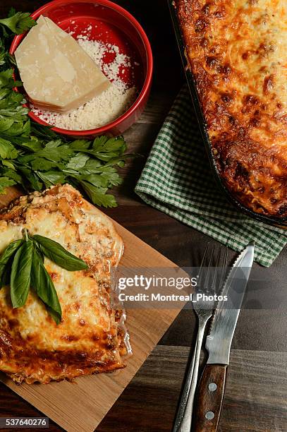 lasagna dinner - lasagna dinner stock pictures, royalty-free photos & images
