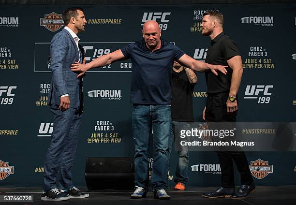 Middleweight champion Luke Rockhold and Michael Bisping face off during the UFC 199: Press Conference at the Forum on June 2, 2016 in Inglewood,...