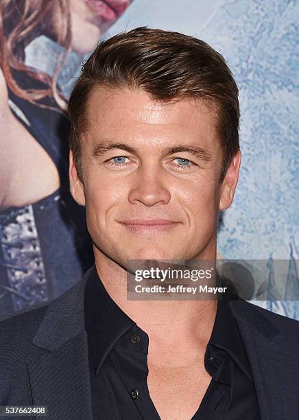 Actor Luke Hemsworth attends the premiere of Universal Pictures' 'The Huntsman: Winter's War' at the Regency Village Theatre on April 11, 2016 in...