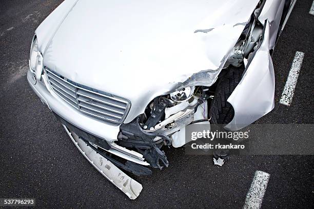 crashed mercedes - drunk driving accident stock pictures, royalty-free photos & images