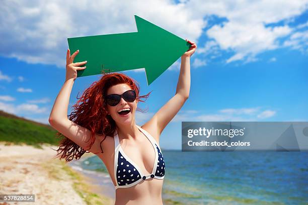 summer vacation direction - curly arrow stock pictures, royalty-free photos & images