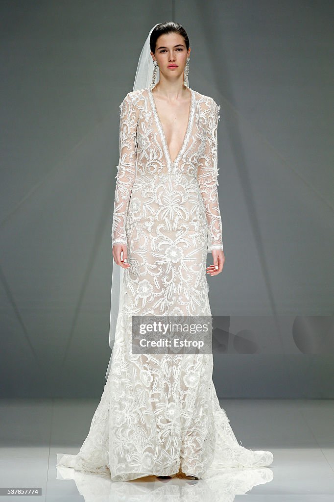 Naeem Khan - Catwalk -Barcelona Bridal Week 2016 - Day 2