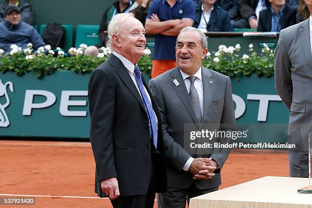 President of French Tennis Federation Jean Gachassin and the Central Court pay tribute to the last Tennis player who has won the "Grand Chelem" in...