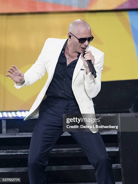 Pitbull Rapper Performance 1,289 Pitbull Rapper Pictures Stock Photos, High-Res Pictures, and ...