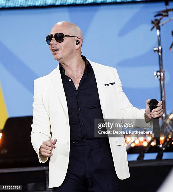 Pitbull Rapper Rapping Pitbull Rapper Photos and Premium High Res Pictures - Getty Images