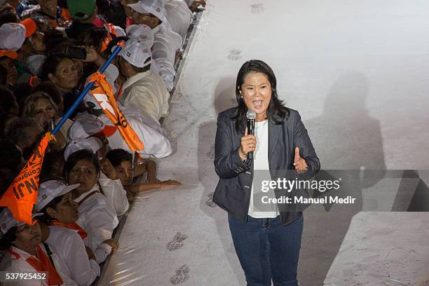 Presidential Candidate for Fuerza Popular Keiko Fujimori talks during her closing campaign rally at Villa el Salvador on June 02, 2016 in Lima, Peru.