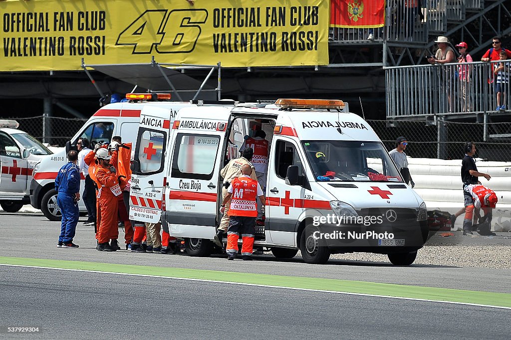 Spanish rider Luis Salom dies in crash at Catalunya Grand Prix
