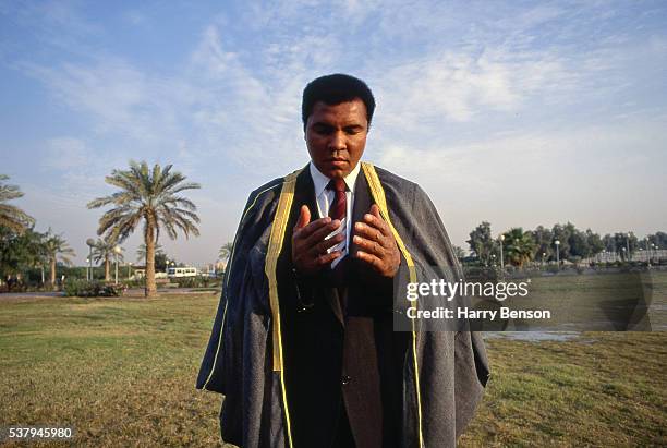 Muhammad Iraq 2,560 Muhammad Ali Iraq Stock Photos, High-Res Pictures, and Images ...