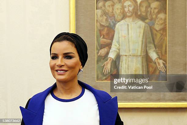 Sheikha Mozah bint Nasser Al Missned during a meeting with Pope Francis at his private library in the Apostolic Palace on June 4, 2016 in Vatican...