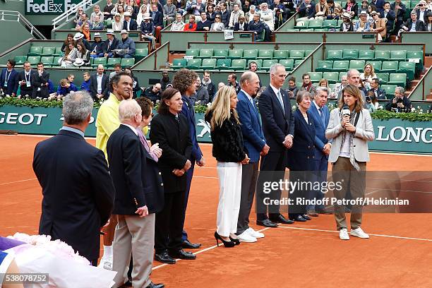 Yannick Noah, Guillermo Villas, Gustavo Kuerten, Rod Laver, Arantxa Sanchez, Todd Martin, Amelie Mauresmo, President of French Tennis Federation Jean...