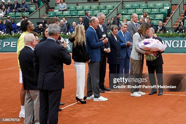 Yannick Noah, Guillermo Villas, Gustavo Kuerten, Rod Laver, Arantxa Sanchez, Todd Martin, Amelie Mauresmo, President of French Tennis Federation Jean...