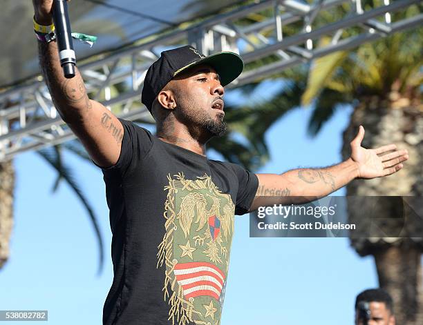 Knowledge Is Power Rapper 461 Rapper Problem Stock Photos, High-Res Pictures, and Images - Getty ...