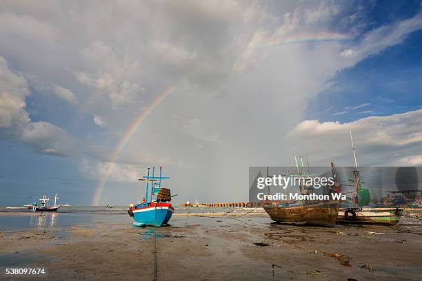 hua hin beach - hua hin stock pictures, royalty-free photos & images