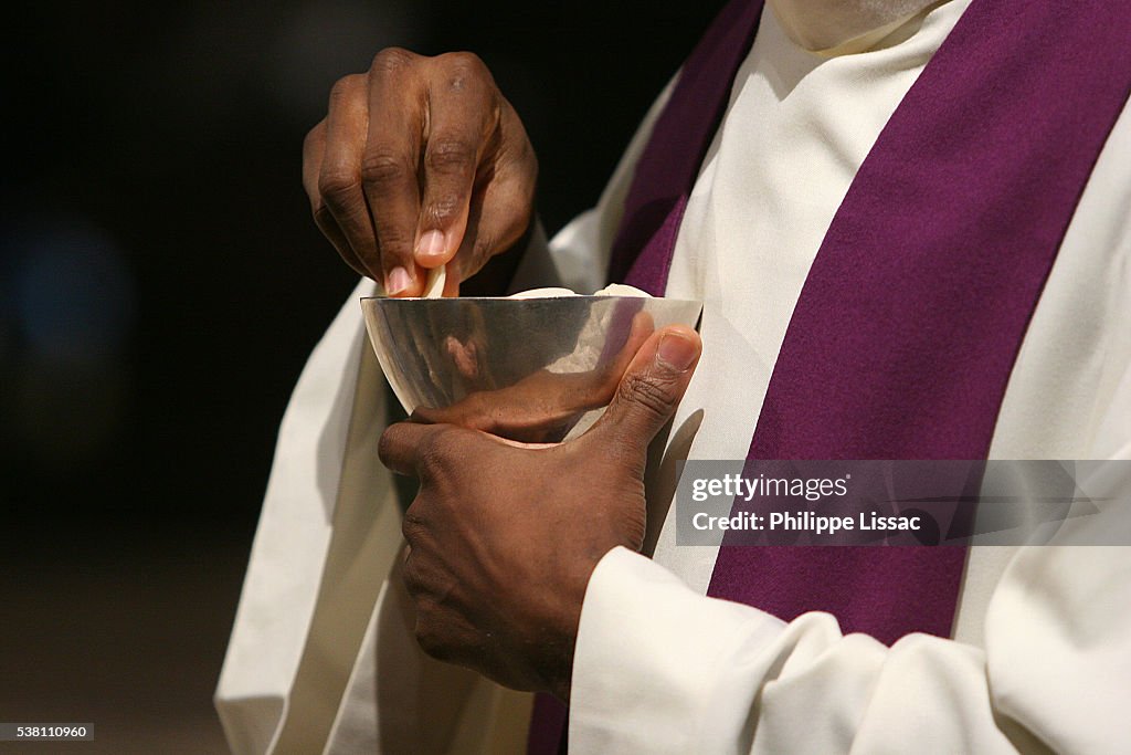 Communion in Notre Dame de Paris