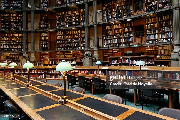 Library Sa Paris 2,216 Paris National Library Stock Photos, High-Res Pictures, and ...