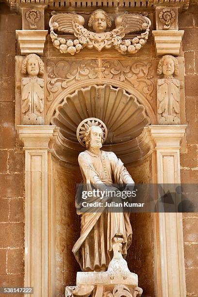 santuario ss. crocifisso sculpture - crocifisso stock pictures, royalty-free photos & images