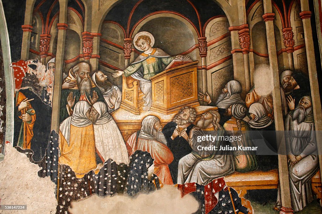 Fresco in the Basilica di Santa Caterina d'Alessandria: Jesus preaching at the Nazareth synagogue