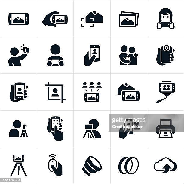 ilustraciones, imágenes clip art, dibujos animados e iconos de stock de fotografía móvil iconos - almacenamiento en nube