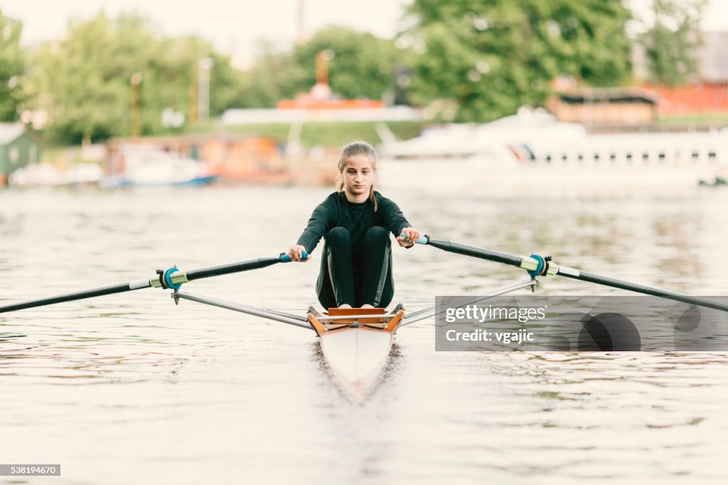 Single Scull Rowing High-Res Stock Photo - Getty Images