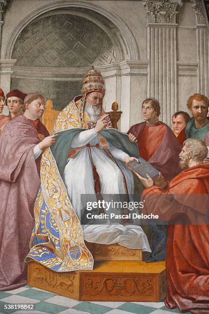The Cardinal Values Raphael Cardinal Virtues Photos et images de collection - Getty Images