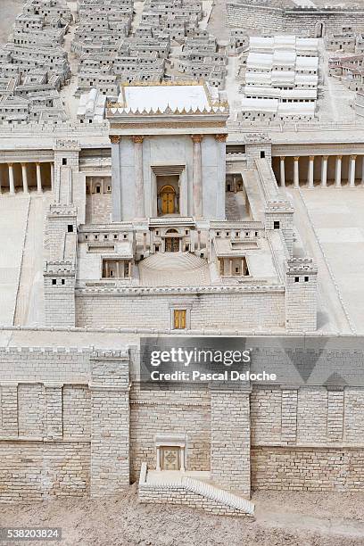 Jew Temple 1,131 Second Jewish Temple Stock Photos, High-Res Pictures, and Images ...