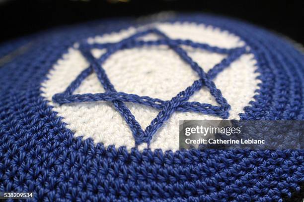 kippa. star of david. - calotte photos et images de collection