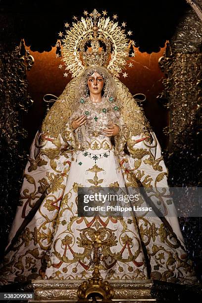 nuestra señora de la esperanza 's church in la macarena. 17th century crowned virgin statue considered as sevilla's protector - virgin mary stock pictures, royalty-free photos & images