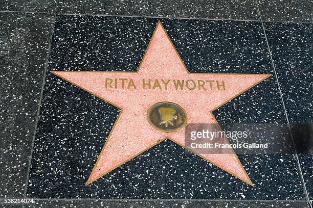 rita hayworth's star on the walk of fame, hollywood bld, los angeles - walk of fame stock-fotos und bilder