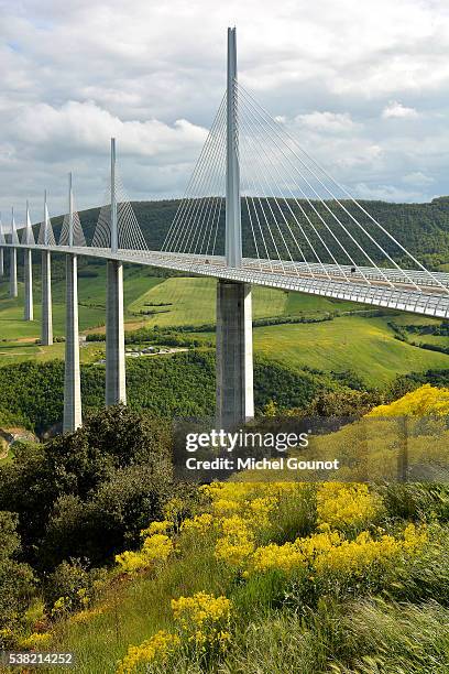 millau viaduct in southern france. - millau viaduct stock pictures, royalty-free photos & images