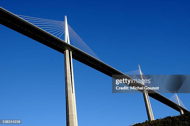 millau viaduct in southern france. - millau viaduct stock pictures, royalty-free photos & images