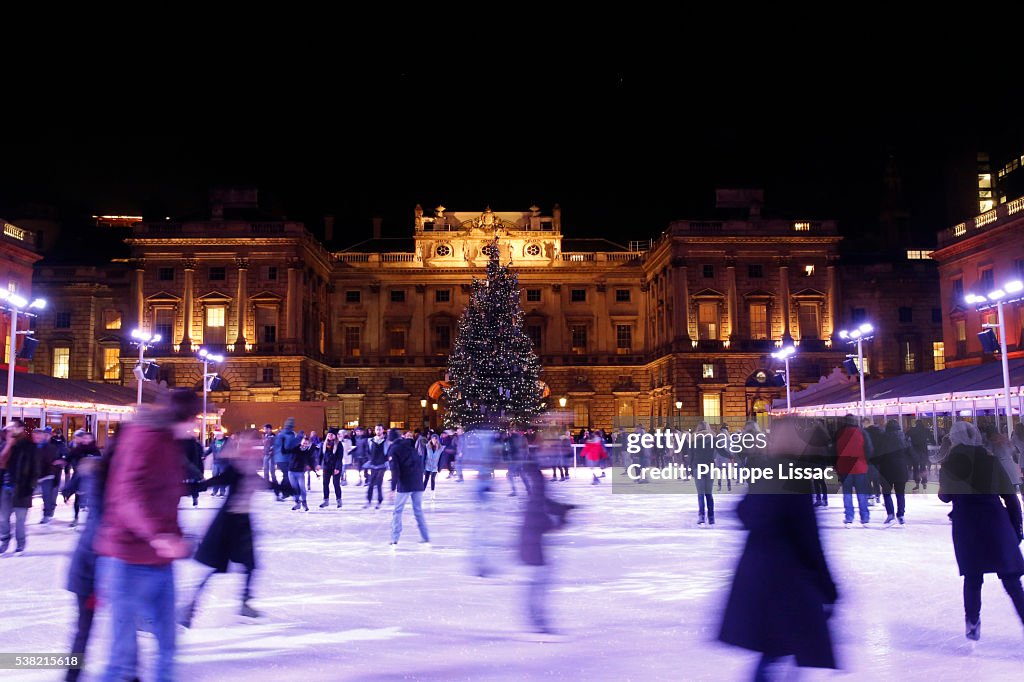 Ice Skating Rink At Somerset House London High-Res Stock Photo - Getty ...