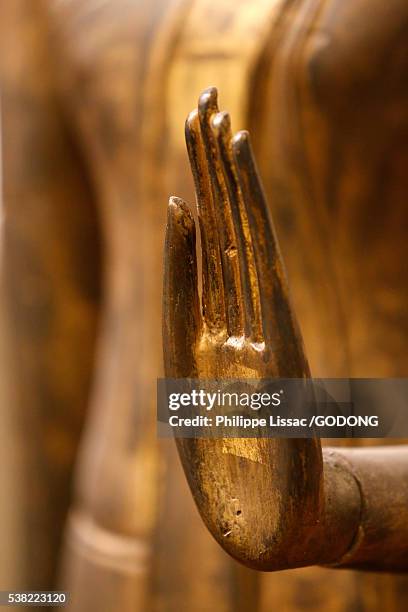 buddha. thailand. ayutthaya art. xvth and xvith century. bronze. jnana mudra symbolizing knowledge. guimet museum. - guimet museum stock pictures, royalty-free photos & images