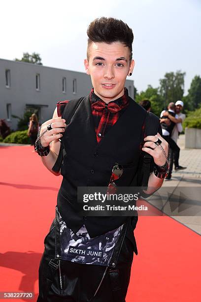 15 Marik Roeder Stock Photos, HighRes Pictures, and Images Getty Images