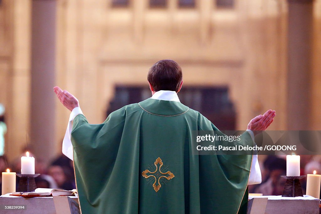 Notre-Dame du Perpetuel Secours Basilica. Catholic mass