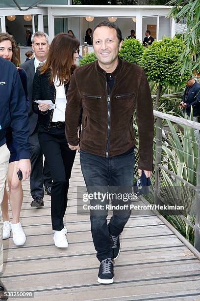 Host Arthur Essebag and Mareva Galanter attend Day Fifteen, Men single's Final of the 2016 French Tennis Open at Roland Garros on June 5, 2016 in...