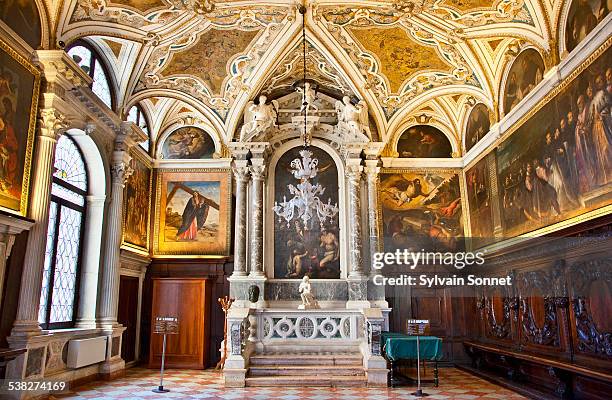 10,868 Venetian Interior Stock Photos, High-Res Pictures, and Images ...