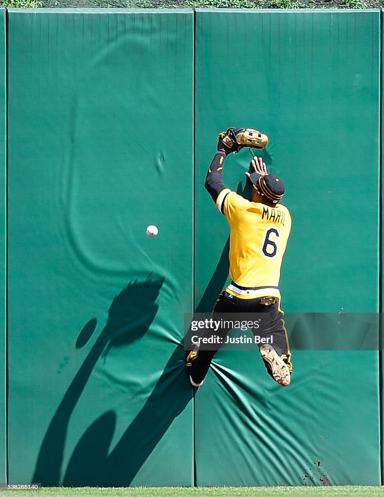 Los Angeles Angels of Anaheim v Pittsburgh Pirates