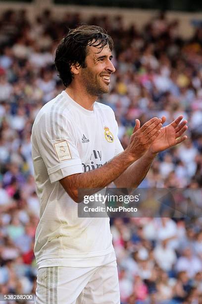 Who Is Raul Raul Real Madrid Portrait Photos and Premium High Res Pictures - Getty ...