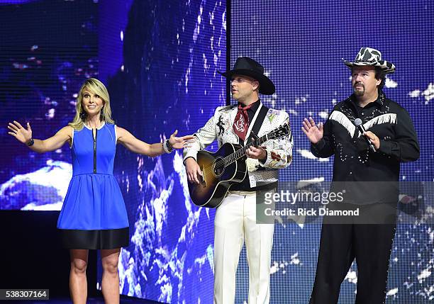 Elisabeth Hasselbeck and Matthew West, Mark Hall perform onstage at the 4th Annual KLOVE Fan Awards at Grand Ole Opry House on June 5, 2016 in...